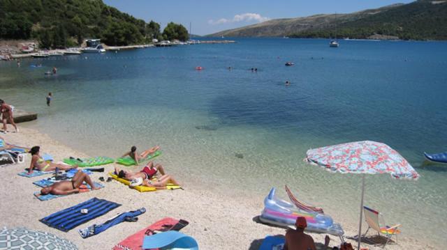 Apartments Luka - Trogir, Marina 150M From The Beach מראה חיצוני תמונה