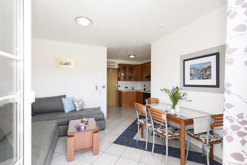 Apartments Luka - Trogir, Marina 150M From The Beach מראה חיצוני תמונה