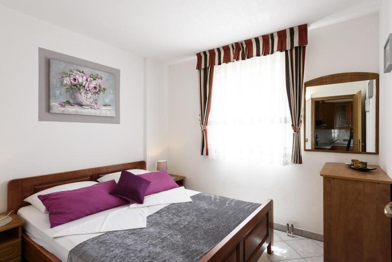 Apartments Luka - Trogir, Marina 150M From The Beach מראה חיצוני תמונה